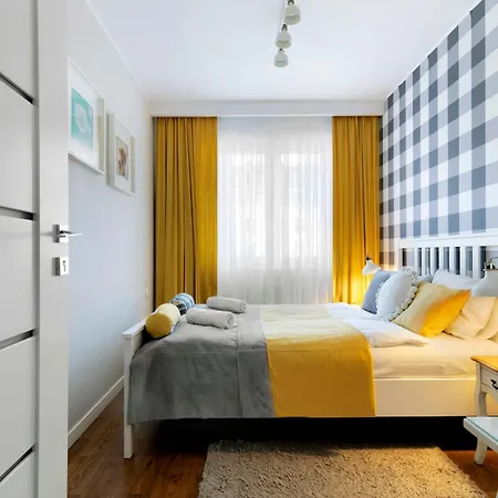 Elite Downtown Premium