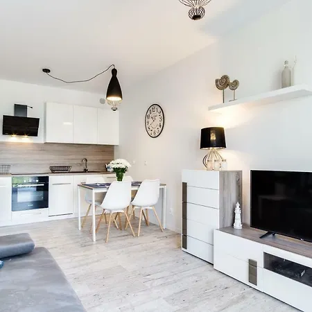 Elite Downtown Premium *