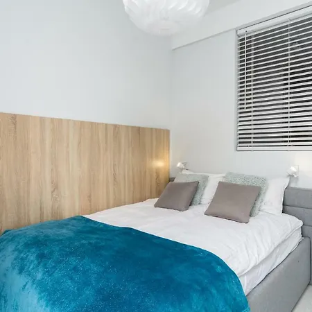 Elite Downtown Premium גדנסק