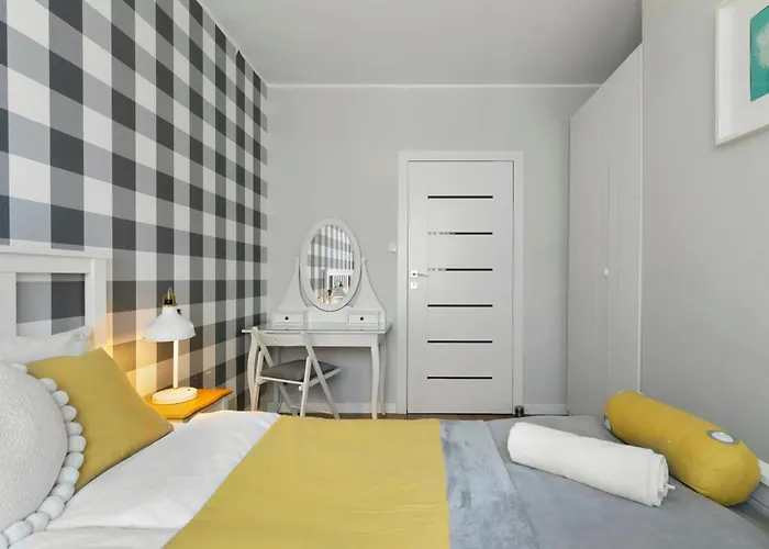 Elite Downtown Premium